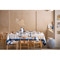 lichtblauwe vaas van metaal M