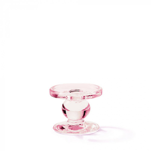 roze glazen kandelaar